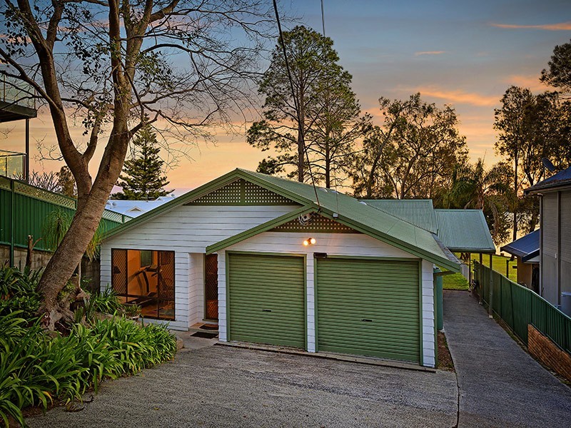 62 Gordon Avenue, Summerland Point NSW 2259