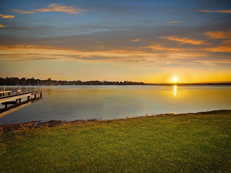 62 Gordon Avenue, Summerland Point NSW 2259