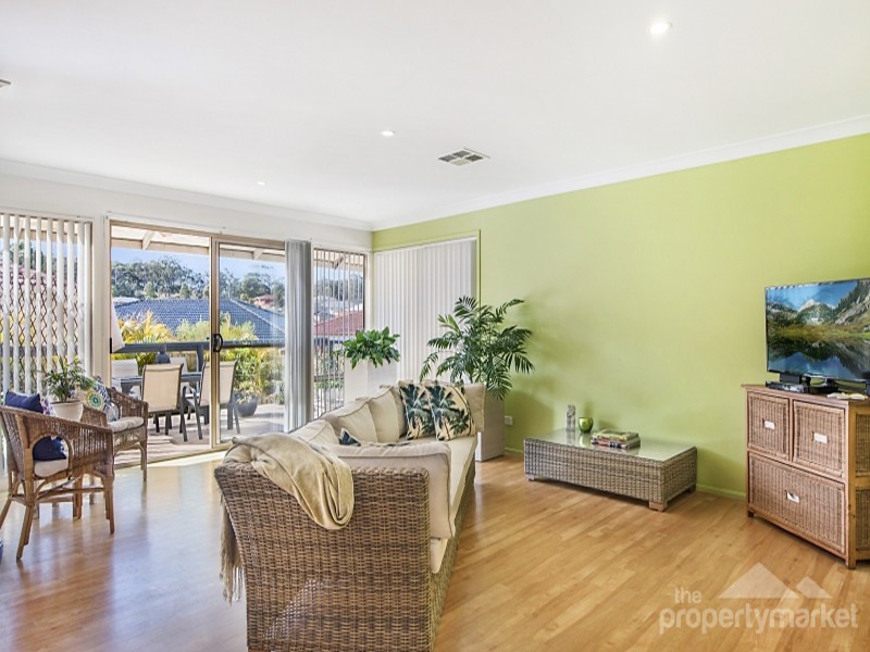 2 Hillcroft Street, Woongarrah NSW 2259