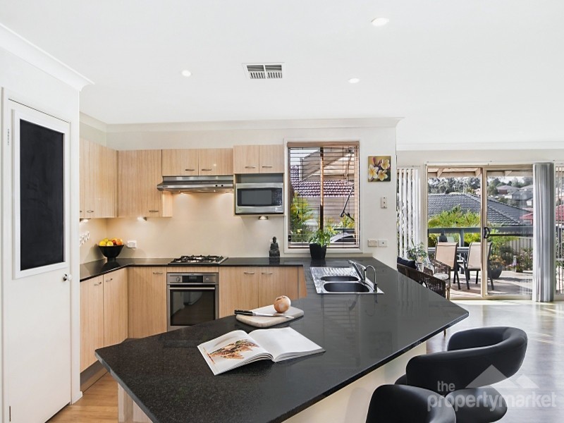 2 Hillcroft Street, Woongarrah NSW 2259