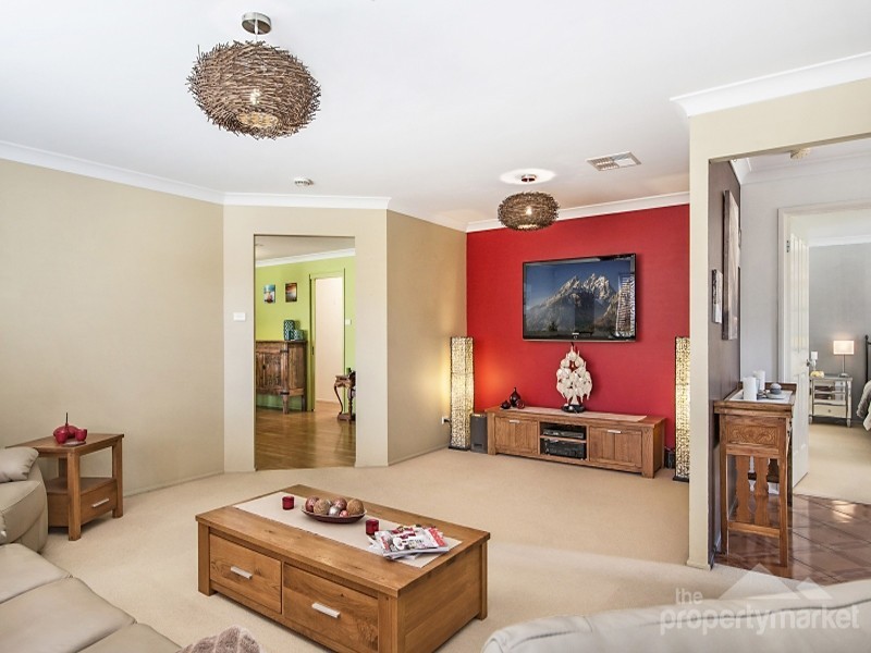 2 Hillcroft Street, Woongarrah NSW 2259