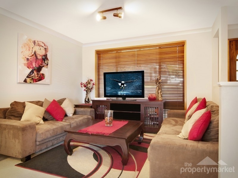 19 Donegal Road, Berkeley Vale NSW 2261