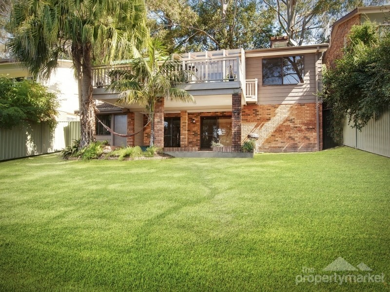 19 Donegal Road, Berkeley Vale NSW 2261