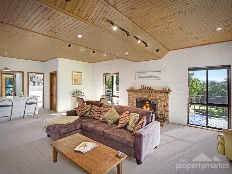 24 Treelands Drive, Jilliby NSW 2259