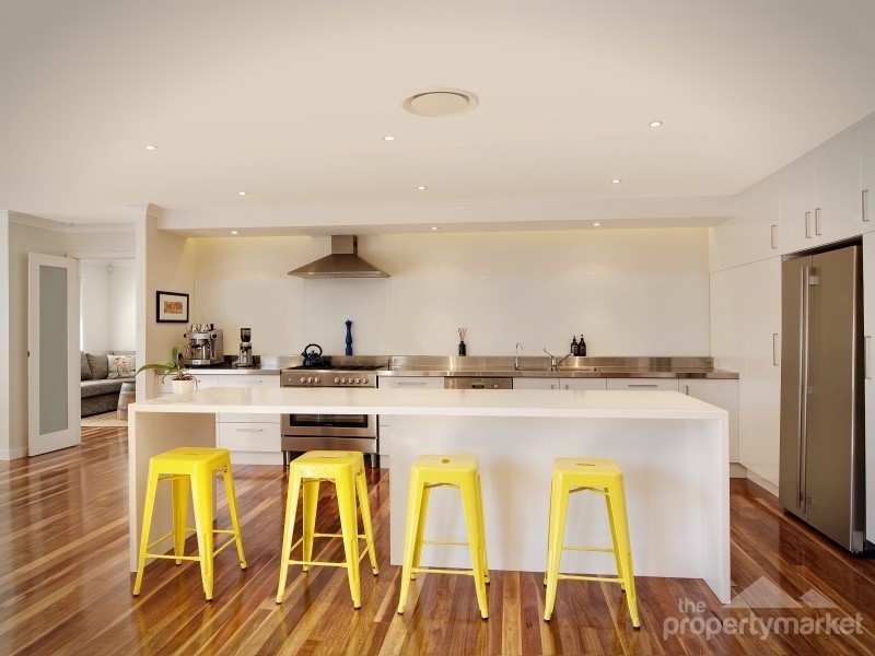 324 Lakedge Avenue, Berkeley Vale NSW 2261