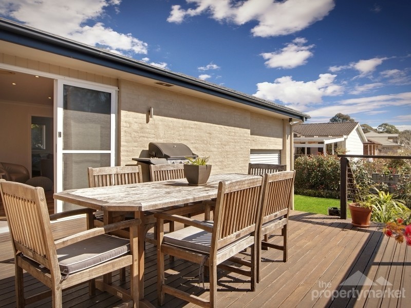 324 Lakedge Avenue, Berkeley Vale NSW 2261