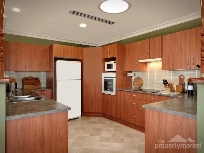 6 Weaver Crescent, Watanobbi NSW 2259