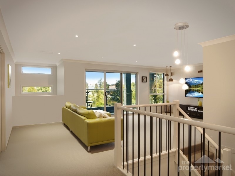 28 Cascades Road, Woongarrah NSW 2259