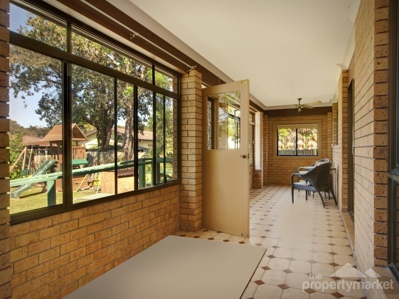 22 Bluebell Avenue, Berkeley Vale NSW 2261