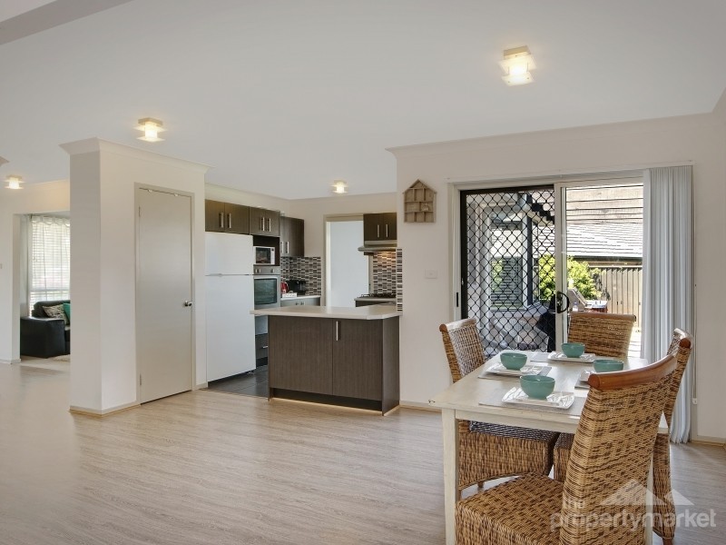 15 Queenscliff Place, Mardi NSW 2259