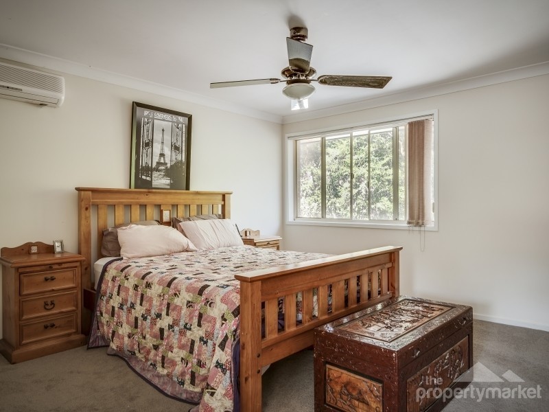 11 Bomaderry Crescent, Glenning Valley NSW 2261