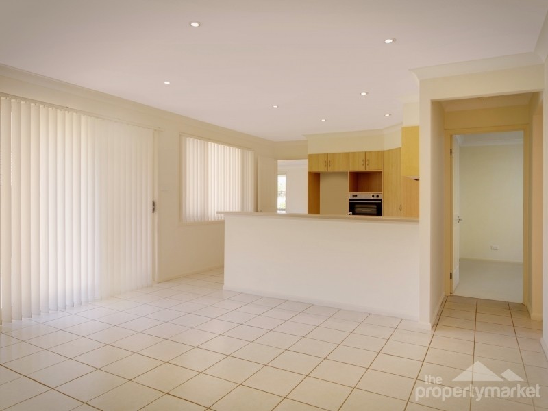 10 Settlement Drive, Wadalba NSW 2259
