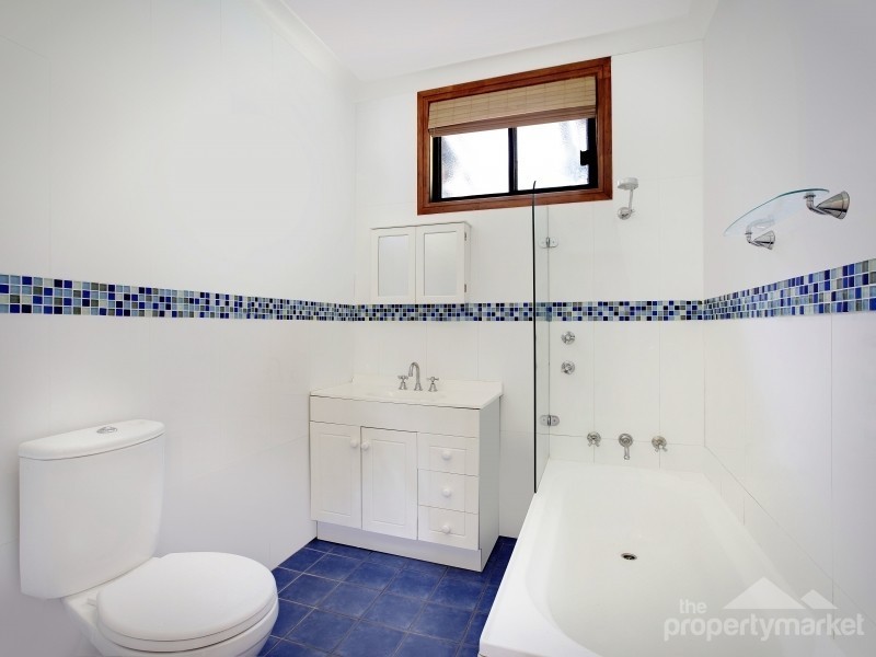 15 Turner Close, Blue Haven NSW 2262