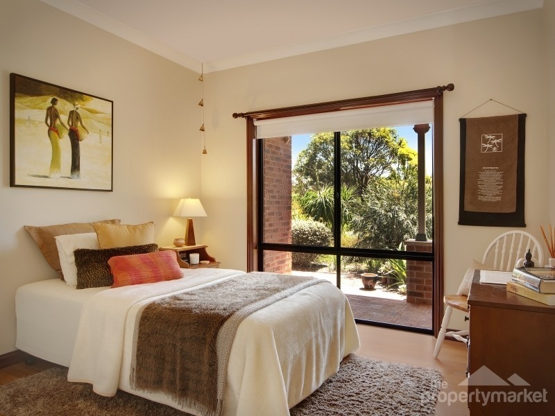 14 Brookfield Close, Jilliby NSW 2259