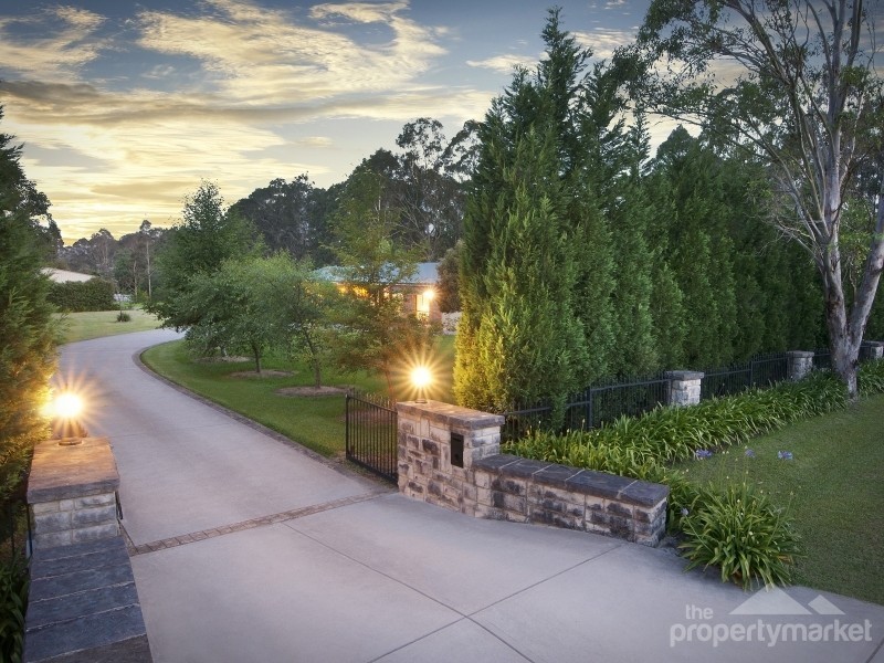 14 Brookfield Close, Jilliby NSW 2259