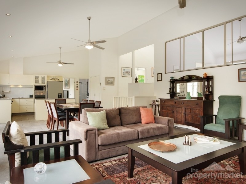 22 Ginganup Road, Summerland Point NSW 2259