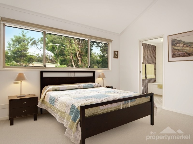 22 Ginganup Road, Summerland Point NSW 2259