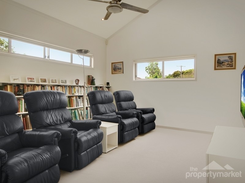 22 Ginganup Road, Summerland Point NSW 2259