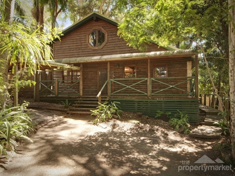 8 Judith Anne Drive, Berkeley Vale NSW 2261