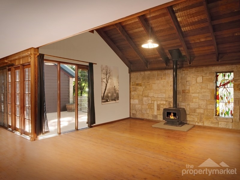 8 Judith Anne Drive, Berkeley Vale NSW 2261