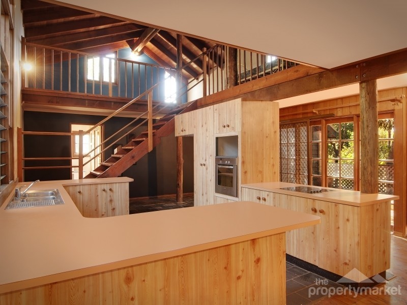 8 Judith Anne Drive, Berkeley Vale NSW 2261