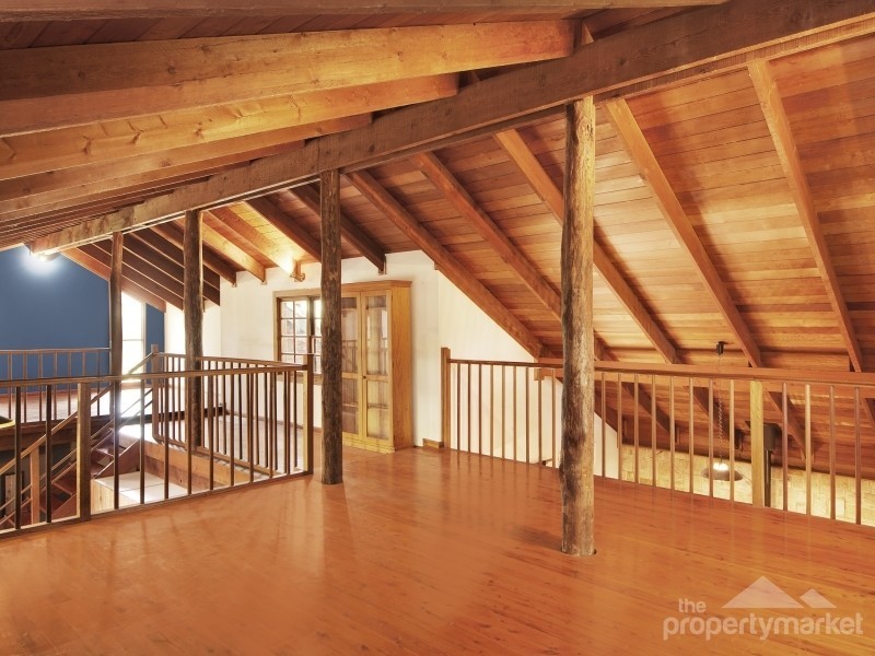 8 Judith Anne Drive, Berkeley Vale NSW 2261