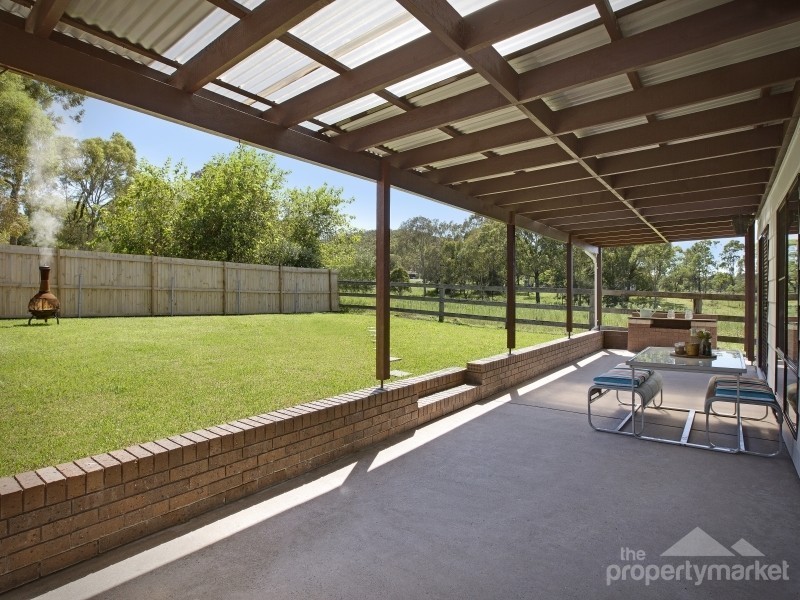 12 Jensen Road, Wadalba NSW 2259
