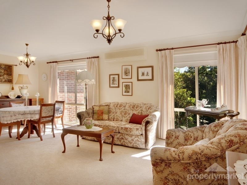 1 Palm Close, Glenning Valley NSW 2261