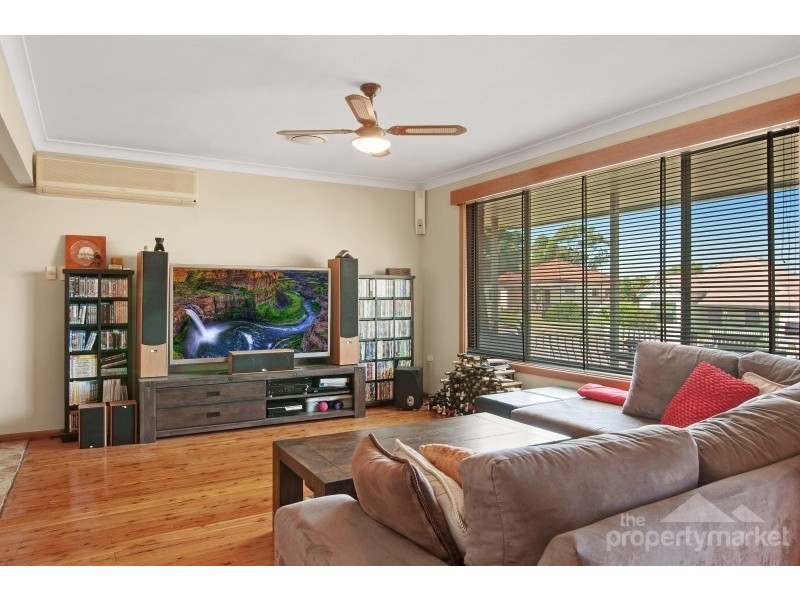 33 Hope Street, Wyong NSW 2259