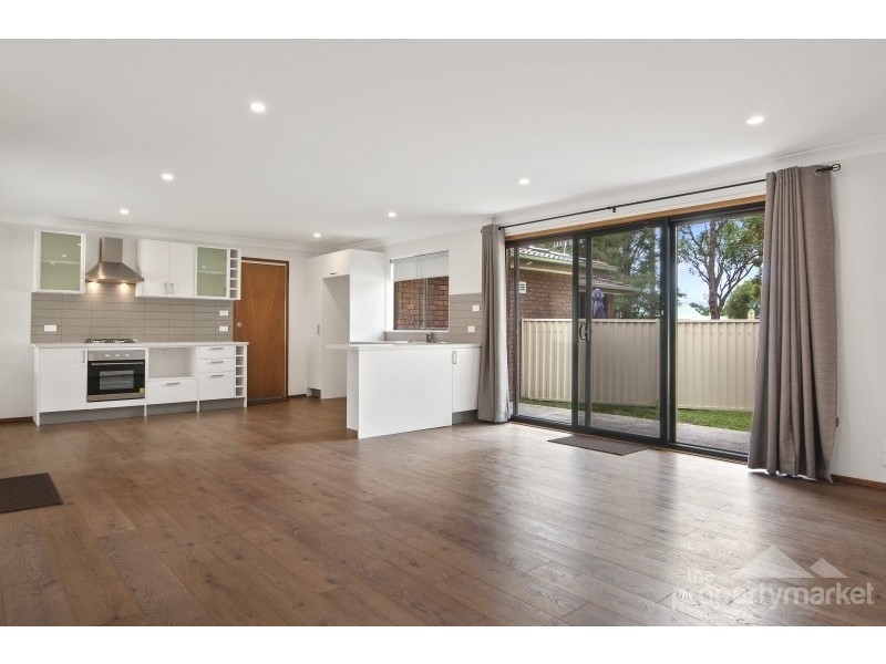 2/20 Kurraba Parade, Berkeley Vale NSW 2261