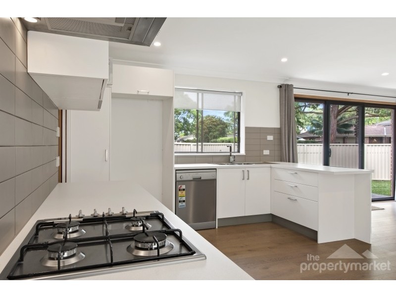 2/20 Kurraba Parade, Berkeley Vale NSW 2261