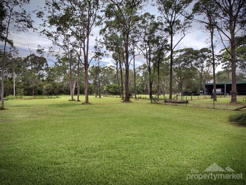 18 Holloway Drive, Jilliby NSW 2259