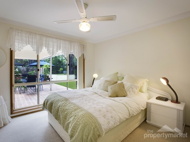 18 Holloway Drive, Jilliby NSW 2259