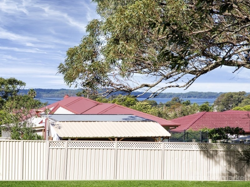 54 Wahroonga Road, Kanwal NSW 2259