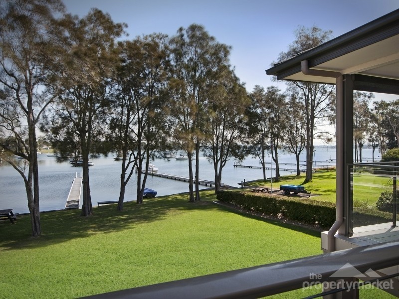 30 Gordon Avenue, Summerland Point NSW 2259 The Property Market Sold