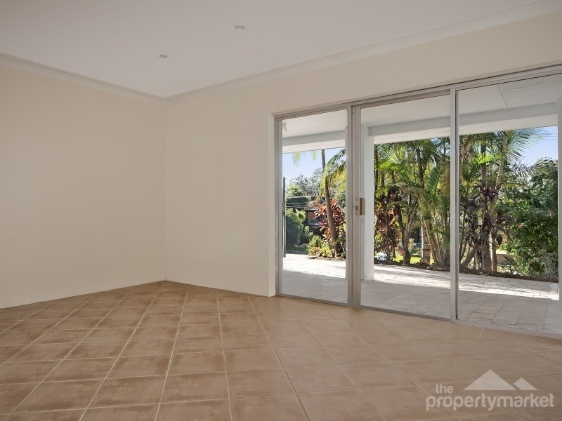 196 Lakedge Avenue, Berkeley Vale NSW 2261