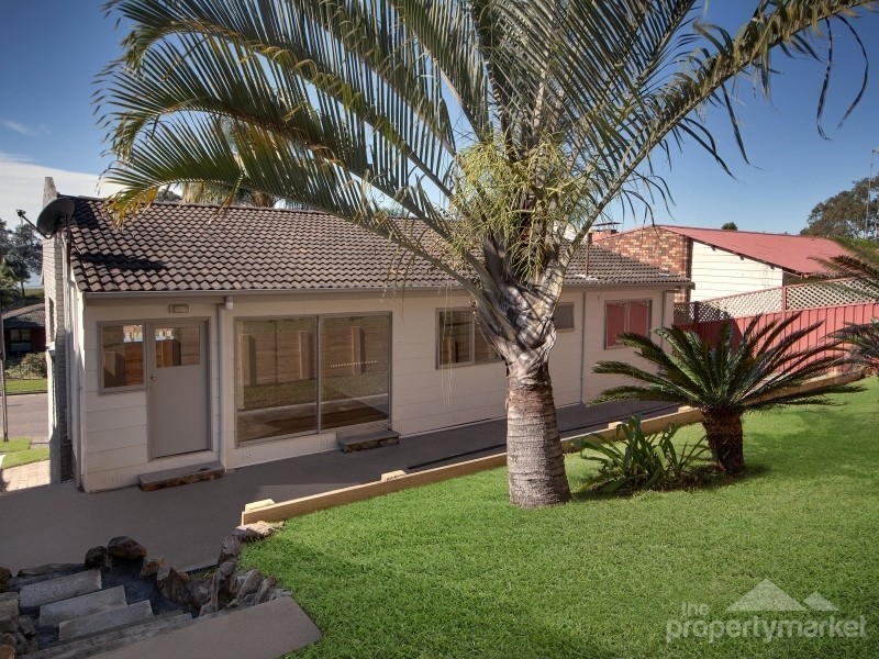 196 Lakedge Avenue, Berkeley Vale NSW 2261