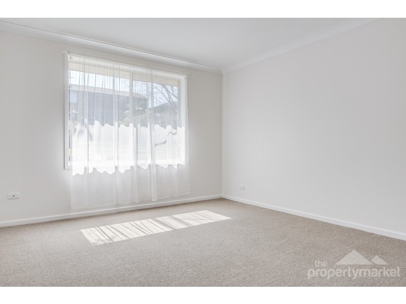 18 Debra Anne Drive, Bateau Bay NSW 2261