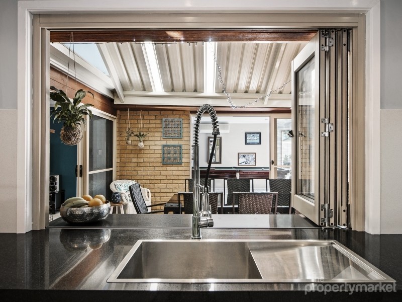 11 Bilgola Place, Glenning Valley NSW 2261