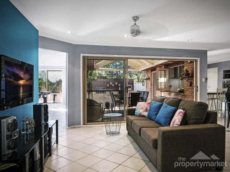 11 Bilgola Place, Glenning Valley NSW 2261