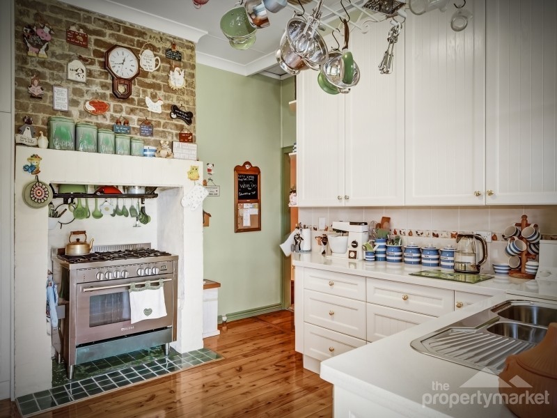 160 Durren Road, Jilliby NSW 2259