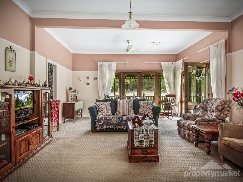 160 Durren Road, Jilliby NSW 2259