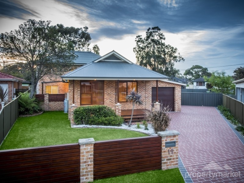 19 Crosby Crescent, Killarney Vale NSW 2261