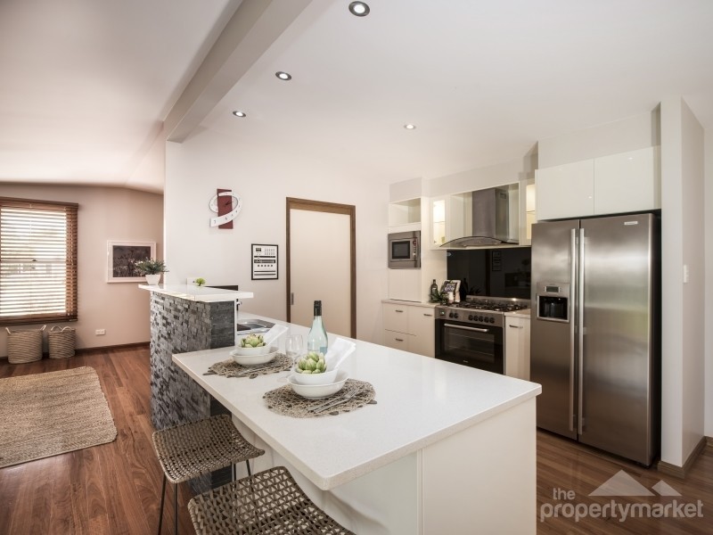 19 Crosby Crescent, Killarney Vale NSW 2261