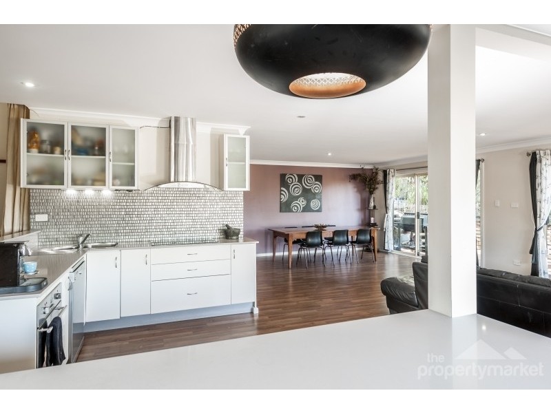 45 Platypus Road, Berkeley Vale NSW 2261