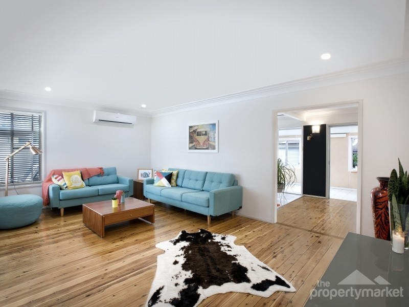 39 Laguna Parade, Berkeley Vale NSW 2261