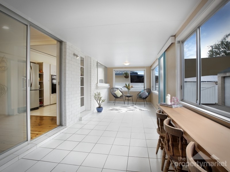 39 Laguna Parade, Berkeley Vale NSW 2261