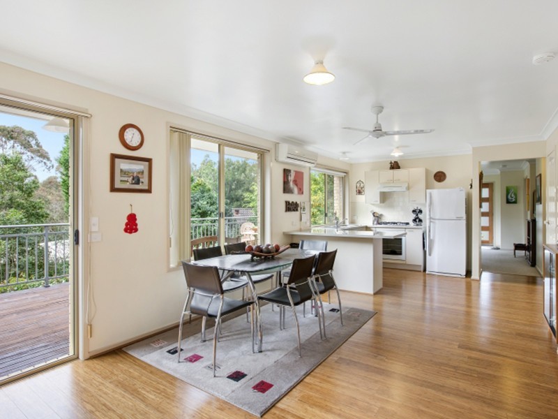 11 Honeysuckle Close, Glenning Valley NSW 2261