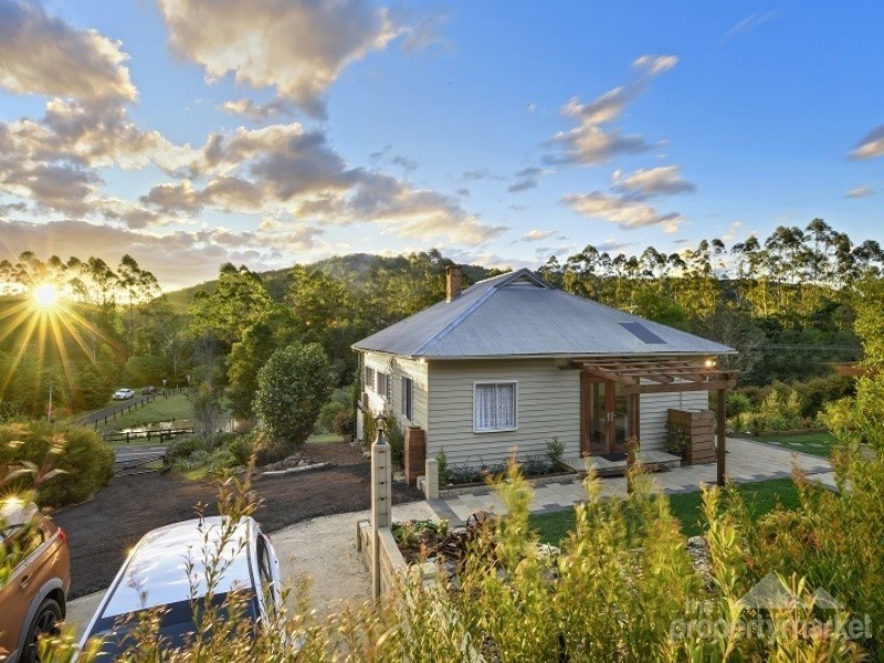 1865 Yarramalong Road, Yarramalong NSW 2259