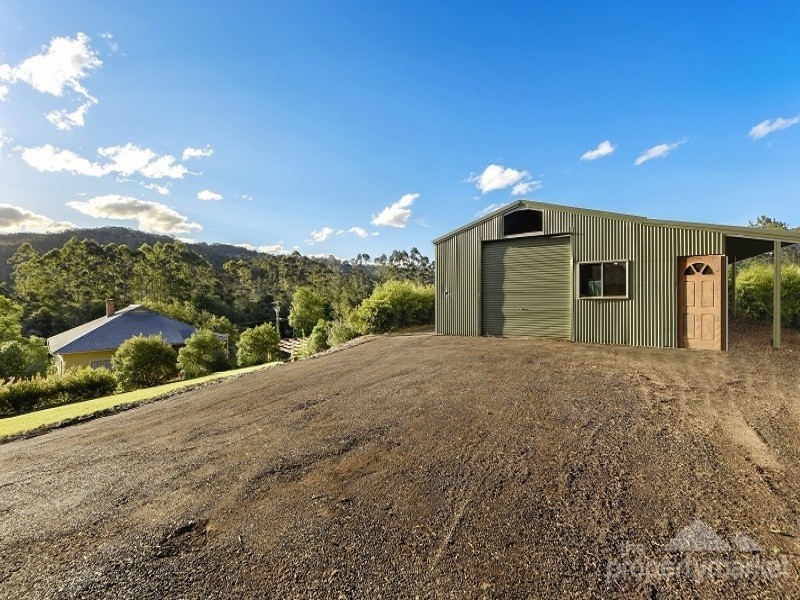 1865 Yarramalong Road, Yarramalong NSW 2259